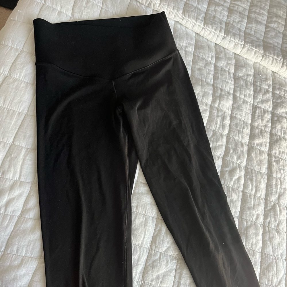 black aerie leggings